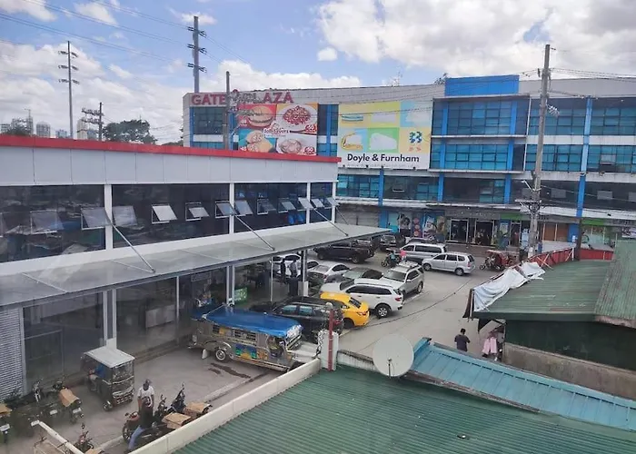 Lawton Residences 2k - 4 Pax * Manila