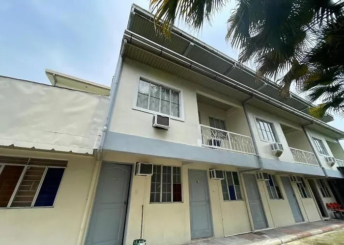 Lawton Residences 2k - 4 Pax Apartamento